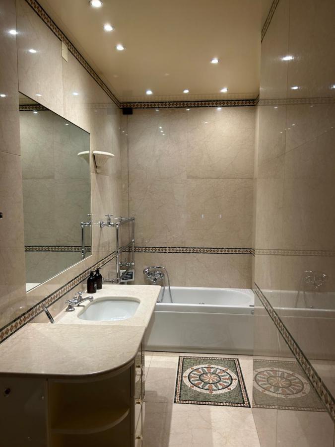 Interno 9 Hotel Bari Exterior foto